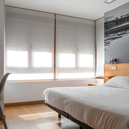 Hotel Dabeleira Luarca Kültér fotó