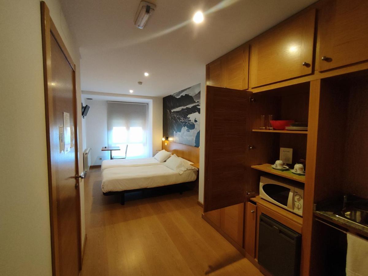 Hotel Dabeleira Luarca Kültér fotó
