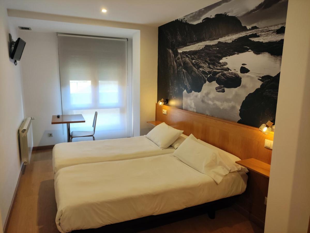 Hotel Dabeleira Luarca Kültér fotó