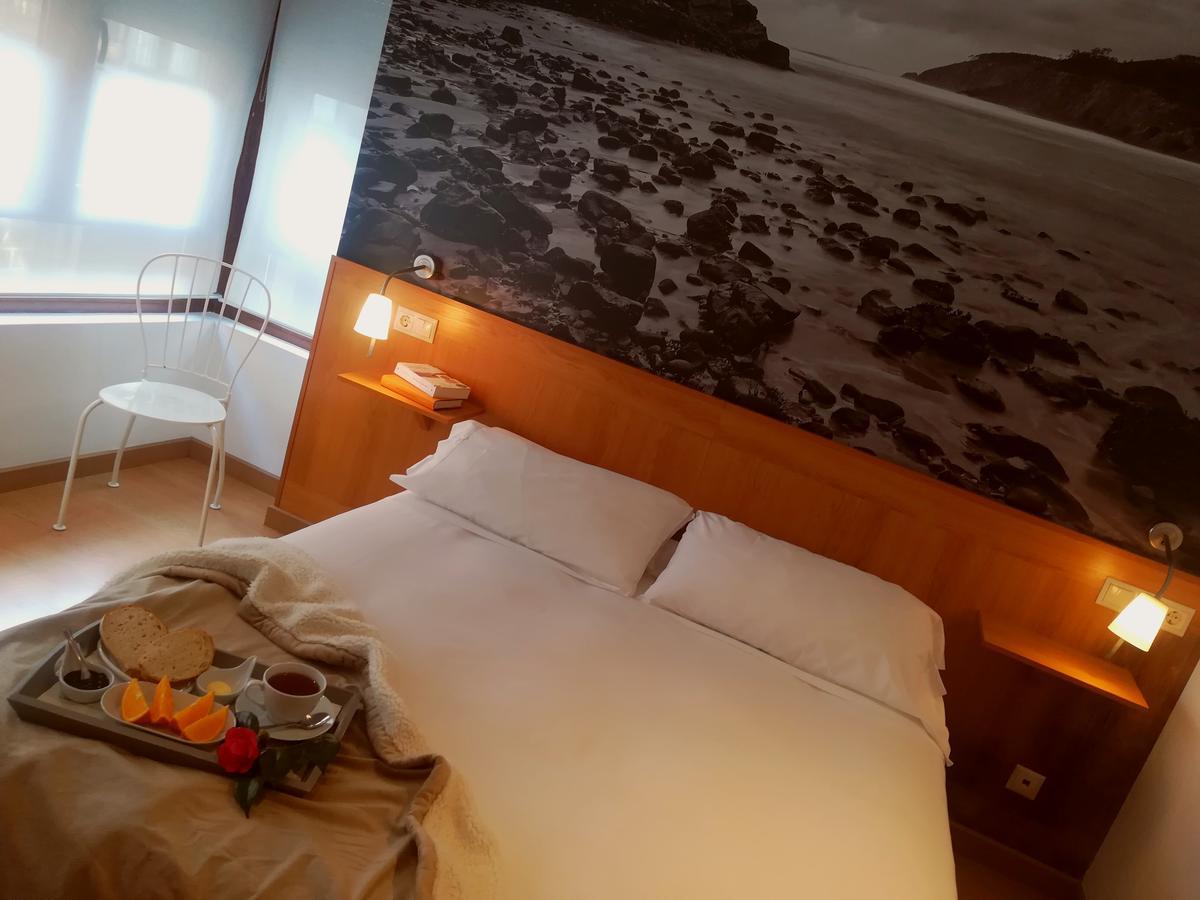 Hotel Dabeleira Luarca Kültér fotó